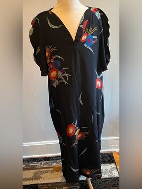 Krizia Made In Italy Vintage 90’s Silk Floral Midi Dress Double V Neck Size 40/S
